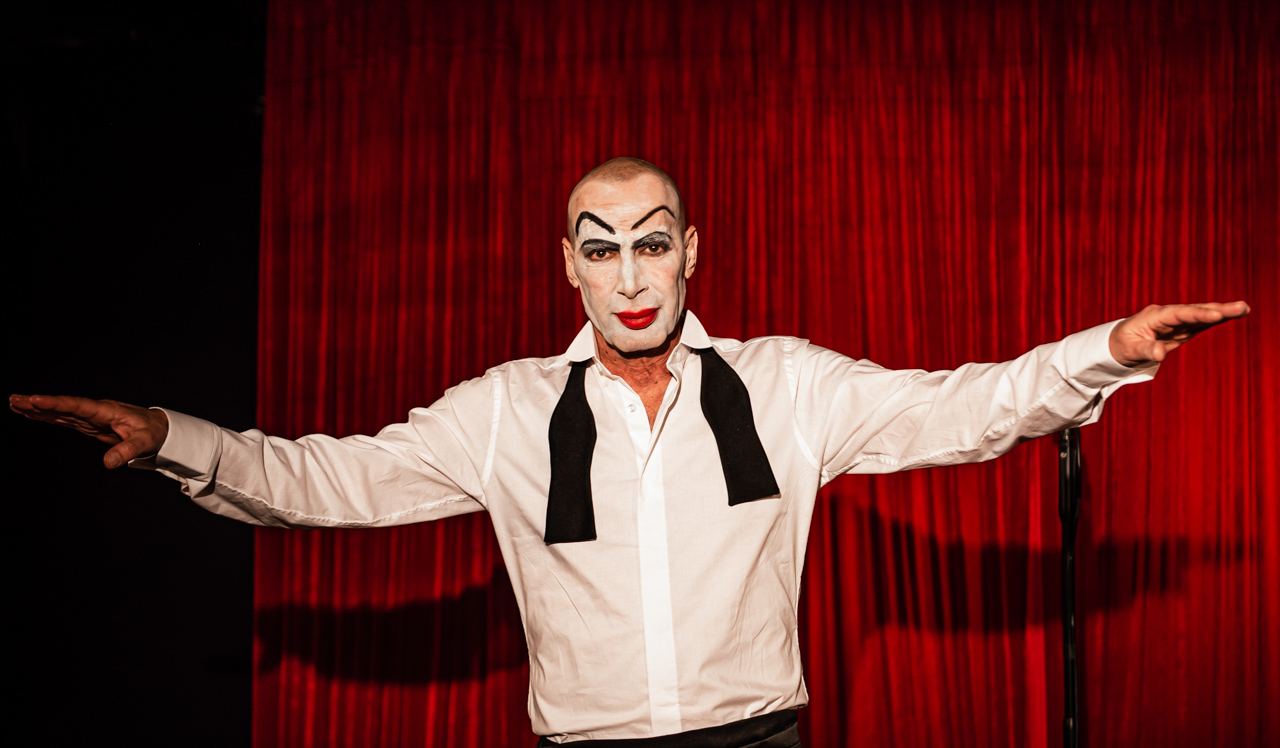 NIKOLAS BAGIONAKHS MEFISTO 4