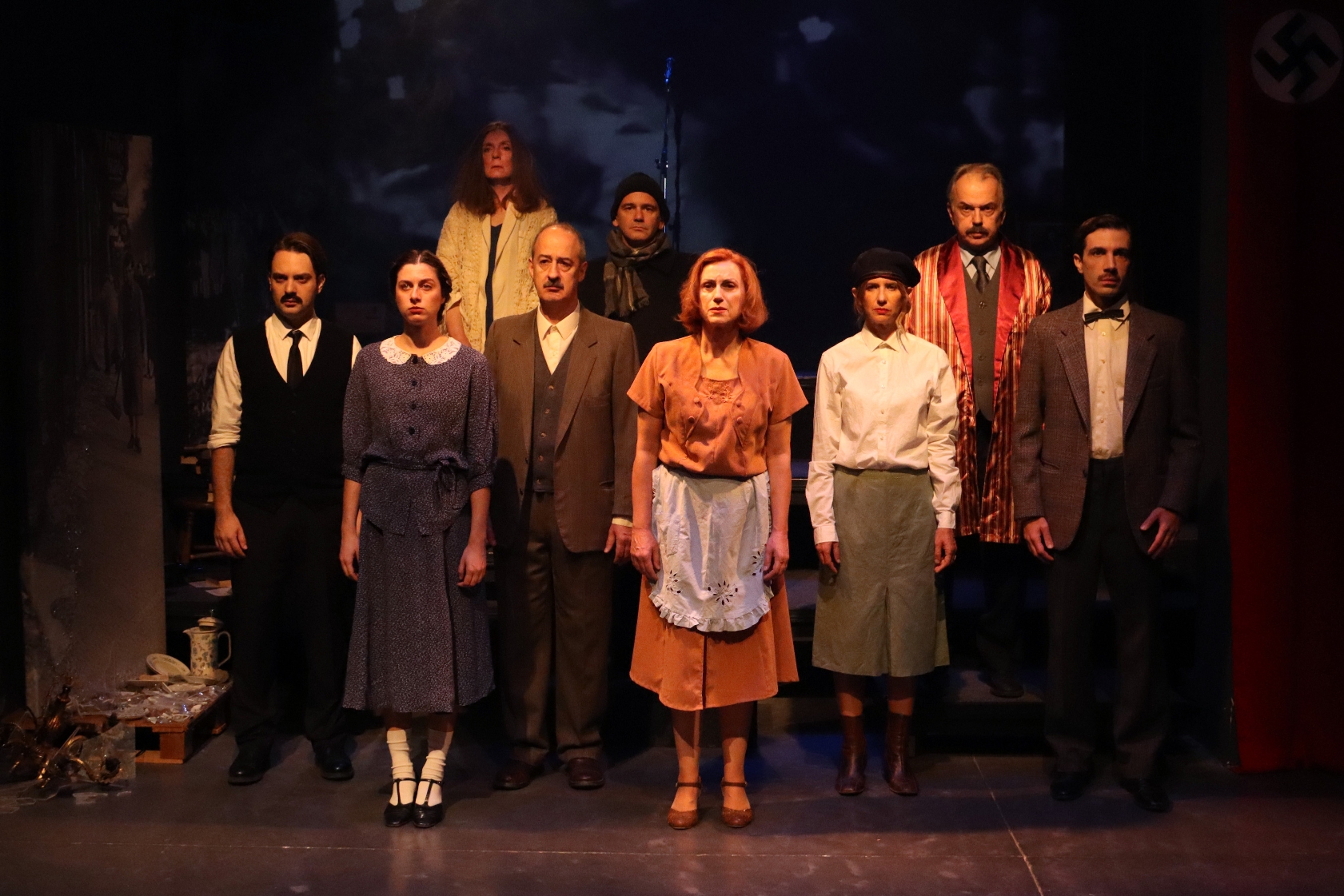 O KA8ENAS PE8AINEI MONOS TOY PHOTO 6