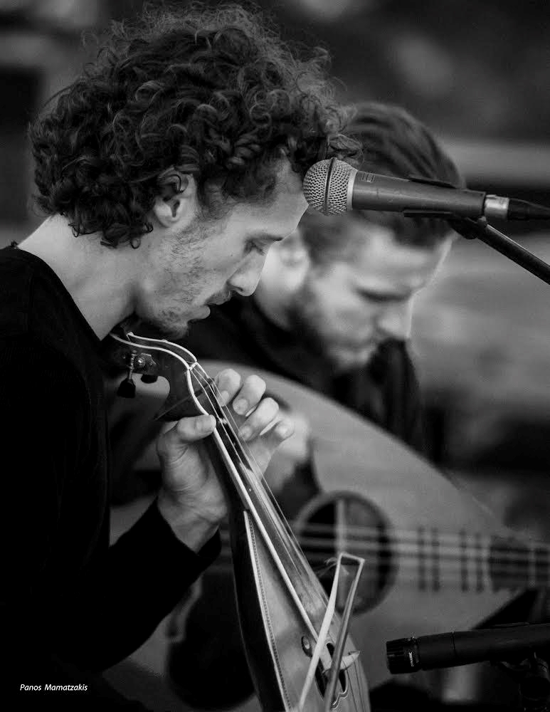 ΝΙΚΟΣ ΚΑΙ ΑΝΤΩΝΗΣ ΞΥΛΟΥΡΗΣ