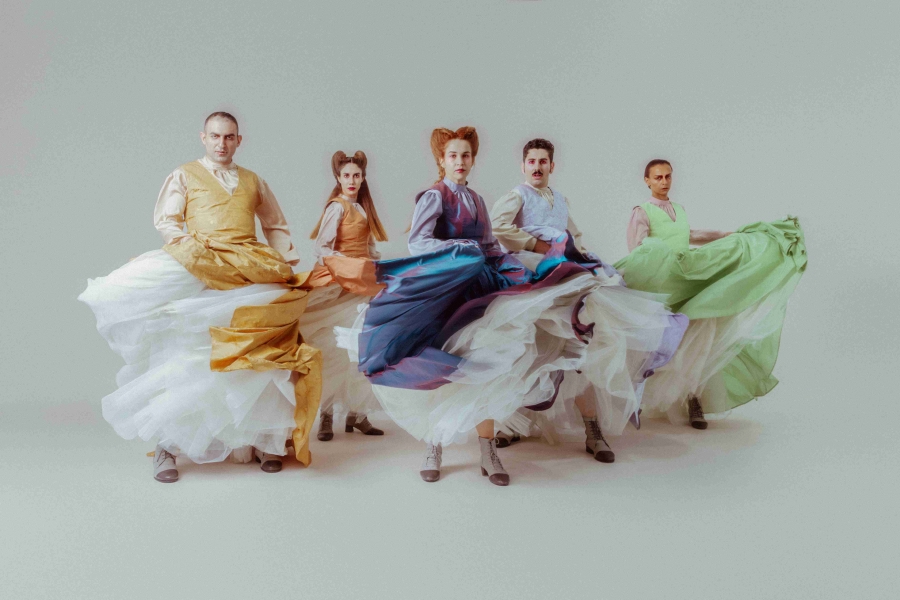 &Beta;&Omicron;&Upsilon;&Rho;&Gamma;&Omicron;&Upsilon;&Nu;&Delta;&Iota;&Alpha; &alpha;&pi;ό &tau;&eta;&nu; &omicron;&mu;ά&delta;&alpha; &Alpha;&Theta;&Omega;&Omicron; &Sigma;&Omega;&Mu;&Alpha; &alpha;&pi;ό 19 &Iota;&alpha;&nu;&omicron;&upsilon;&alpha;&rho;ί&omicron;&upsilon;, &kappa;ά&theta;&epsilon; &Delta;&epsilon;&upsilon;&tau;έ&rho;&alpha; &amp; &Tau;&rho;ί&tau;&eta; &sigma;&tau;&omicron; &Theta;έ&alpha;&tau;&rho;&omicron; &Sigma;&phi;&epsilon;&nu;&delta;ό&nu;&eta;