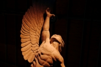 &Eta; &mu;&epsilon;&gamma;&alpha;&lambda;ύ&tau;&epsilon;&rho;&eta; &pi;&alpha;&rho;&alpha;&gamma;&omega;&gamma;ή &theta;&epsilon;&mu;&alpha;&tau;&iota;&kappa;&omicron;ύ &pi;ά&rho;&kappa;&omicron;&upsilon; &pi;&omicron;&upsilon; έ&gamma;&iota;&nu;&epsilon; &pi;&omicron;&tau;έ &gamma;&iota;&alpha; &tau;&eta;&nu; &Alpha;&rho;&chi;&alpha;ί&alpha; &Epsilon;&lambda;&lambda;ά&delta;&alpha; &sigma;&epsilon; &sigma;&kappa;&eta;&nu;&omicron;&theta;&epsilon;&sigma;ί&alpha; &Sigma;&omega;&tau;ή&rho;&eta; &Tau;&sigma;&alpha;&phi;&omicron;ύ&lambda;&iota;&alpha;, έ&rho;&chi;&epsilon;&tau;&alpha;&iota; &sigma;&tau;&eta; &Theta;&epsilon;&sigma;&sigma;&alpha;&lambda;&omicron;&nu;ί&kappa;&eta;