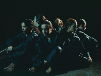 &Omicron;&mu;ά&delta;&alpha; Black Sheep &laquo;Ό&tau;&alpha;&nu; &sigma;&phi;&upsilon;&rho;ί&zeta;&omicron;&upsilon;&nu; &omicron;&iota; &phi;ά&lambda;&alpha;&iota;&nu;&epsilon;&sigmaf;&raquo;