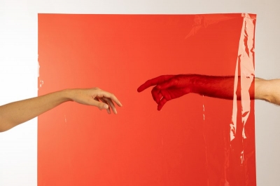 &Epsilon;ί&delta;&alpha;&mu;&epsilon; &tau;&eta;&nu; &pi;&alpha;&rho;ά&sigma;&tau;&alpha;&sigma;&eta; "&Gamma;έ&nu;&epsilon;&sigma;&iota;&sigmaf; 2" &sigma;&tau;&omicron; &Pi;&Lambda;&Upsilon;&Phi;&Alpha;