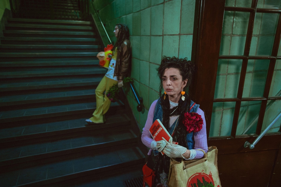 &Pi;&rho;&epsilon;&mu;&iota;έ&rho;&alpha; &sigma;&tau;&omicron; &Theta;έ&alpha;&tau;&rho;&omicron; &Pi;&omicron;&rho;&epsilon;ί&alpha; &sigma;&tau;&iota;&sigmaf; 12 &Mu;&alpha;ϊ&omicron;&upsilon;