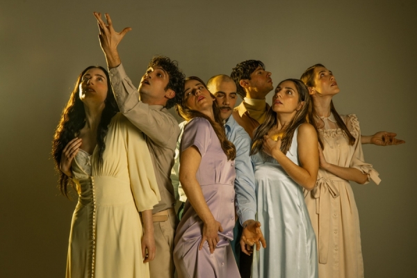 &Delta;&Omicron;&Xi;&Alpha; &Kappa;&Omicron;&Iota;&Nu;&Eta; &alpha;&pi;ό 9 &Iota;&alpha;&nu;&omicron;&upsilon;&alpha;&rho;ί&omicron;&upsilon; &xi;&alpha;&nu;ά &sigma;&tau;&omicron; &Theta;έ&alpha;&tau;&rho;&omicron; &Pi;&omicron;&rho;&epsilon;ί&alpha;