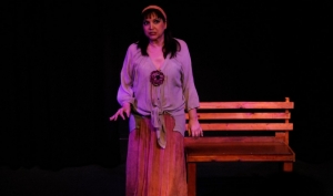 &Sigma;&upsilon;&nu;έ&nu;&tau;&epsilon;&upsilon;&xi;&eta; &tau;&eta;&sigmaf; &Phi;&omega;&tau;&epsilon;&iota;&nu;ή&sigmaf; &Beta;&alpha;&mu;&beta;&omicron;ύ&kappa;&eta; , &sigma;&tau;&omicron; &theta;&epsilon;&alpha;&tau;&rho;&omicron;.gr &mu;&epsilon; &alpha;&phi;&omicron;&rho;&mu;ή &tau;&eta;&nu; &pi;&alpha;&rho;ά&sigma;&tau;&alpha;&sigma;&eta; "&Omicron; &pi;&alpha;&rho;&omicron;&xi;&upsilon;&sigma;&mu;ό&sigmaf; &epsilon;&nu;ό&sigmaf; &sigma;&upsilon;&gamma;&gamma;&rho;&alpha;&phi;έ&alpha;. Έ&chi;&epsilon;&iota;&sigmaf; &kappa;&alpha;&mu;&iota;ά &kappa;&alpha;&lambda;ή &iota;&delta;έ&alpha;;"&sigma;&tau;&omicron; &Epsilon;ύ&pi;&omicron;&lambda;&iota;&sigmaf;-art