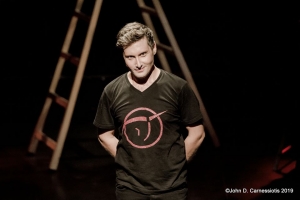 &Sigma;&upsilon;&nu;έ&nu;&tau;&epsilon;&upsilon;&xi;&eta; &tau;&omicron;&upsilon; &Sigma;&tau;&alpha;&mu;ά&tau;&eta; &Pi;&alpha;&kappa;ά&kappa;&eta; &sigma;&tau;&omicron; &theta;έ&alpha;&tau;&rho;&omicron;.gr &mu;&epsilon; &alpha;&phi;&omicron;&rho;&mu;ή &tau;&eta;&nu; &pi;&alpha;&rho;ά&sigma;&tau;&alpha;&sigma;&eta; "&Eta; &Sigma;&omicron;&nu;ά&tau;&alpha; &tau;&omicron;&upsilon; &Sigma;&epsilon;&lambda;&eta;&nu;ό&phi;&omega;&tau;&omicron;&sigmaf;"