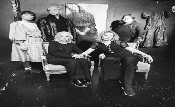 &Beta;&rho;ώ&mu;&iota;&kappa;&omicron; &Pi;&alpha;&iota;&chi;&nu;ί&delta;&iota;