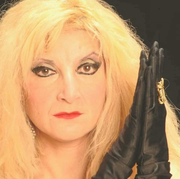 &Sigma;&upsilon;&nu;έ&nu;&tau;&epsilon;&upsilon;&xi;&eta; &tau;&eta;&sigmaf; Ό&lambda;&gamma;&alpha;&sigmaf; &Pi;&rho;&omega;&tau;&omicron;&nu;&omicron;&tau;&alpha;&rho;ί&omicron;&upsilon; &sigma;&tau;&omicron; &theta;έ&alpha;&tau;&rho;&omicron;.gr &mu;&epsilon; &alpha;&phi;&omicron;&rho;&mu;ή &tau;&eta;&nu; &pi;&alpha;&rho;ά&sigma;&tau;&alpha;&sigma;&eta; &Xi;&alpha;&nu;&theta;ί&pi;&pi;&eta; &sigma;&tau;&omicron; &theta;έ&alpha;&tau;&rho;&omicron; &Kappa;ό&mu;&eta;&sigmaf;.