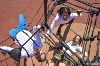 Paradise  ή &mu;&iota;&alpha; &iota;&sigma;&tau;&omicron;&rho;&iota;&omicron;ύ&lambda;&alpha; &chi;&omega;&rho;ί&sigmaf; &kappa;&alpha;&mu;ί&alpha; &tau;&rho;&alpha;&gamma;&iota;&kappa;ό&tau;&eta;&tau;&alpha;  &Alpha;&pi;ό &Pi;&alpha;&rho;&alpha;&sigma;&kappa;&epsilon;&upsilon;ή 8 &Nu;&omicron;&epsilon;&mu;&beta;&rho;ί&omicron;&upsilon; &Theta;έ&alpha;&tau;&rho;&omicron; NOŪS