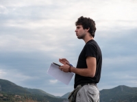 &Sigma;&upsilon;&nu;έ&nu;&tau;&epsilon;&upsilon;&xi;&eta; &tau;&omicron;&upsilon; &Pi;&alpha;&nu;&alpha;&gamma;&iota;ώ&tau;&eta; &Gamma;&kappa;&iota;&zeta;ώ&tau;&eta; &sigma;&tau;&omicron; &theta;&epsilon;&alpha;&tau;&rho;&omicron;.gr