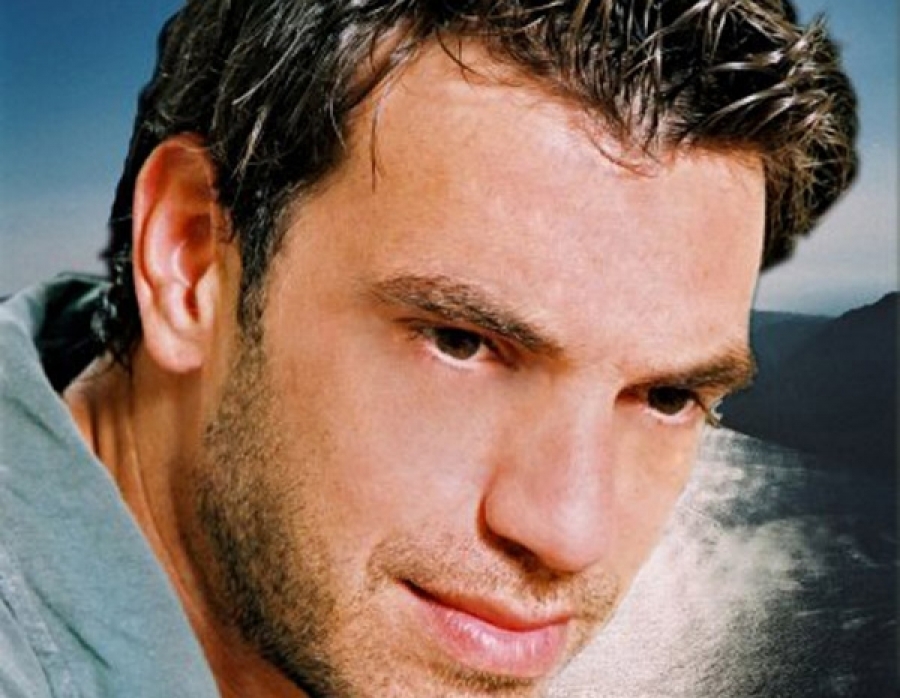 &Sigma;&upsilon;&nu;έ&nu;&tau;&epsilon;&upsilon;&xi;&eta; &tau;&omicron;&upsilon; &eta;&theta;&omicron;&pi;&omicron;&iota;&omicron;ύ &Mu;&iota;&chi;ά&lambda;&eta; &Mu;&alpha;&rho;&kappa;ά&tau;&eta; &mu;&epsilon; &alpha;&phi;&omicron;&rho;&mu;ή &tau;&eta;&nu; &pi;&alpha;&rho;ά&sigma;&tau;&alpha;&sigma;&eta;  &Nu;&alpha;&pi;&omicron;&lambda;&epsilon;&omicron;&nu;&tau;ί&alpha;  &tau;&omicron;&upsilon; &Alpha;&nu;&delta;&rho;έ&alpha; &Sigma;&tau;ά&iota;&kappa;&omicron;&upsilon;