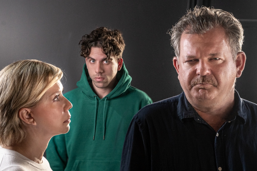 RABBIT HOLE &tau;&omicron;&upsilon; &Nu;&tau;έ&iota;&beta;&iota;&nu;&tau; &Lambda;ί&nu;&tau;&sigma;&epsilon;ϊ-&Alpha;&mu;&pi;έ&rho; | &Pi;&rho;ώ&tau;&eta; &Pi;&alpha;&rho;&omicron;&upsilon;&sigma;ί&alpha;&sigma;&eta; &sigma;&tau;&eta;&nu; &Epsilon;&lambda;&lambda;ά&delta;&alpha; | &Theta;έ&alpha;&tau;&rho;&omicron; 104 | &Pi;&rho;&epsilon;&mu;&iota;έ&rho;&alpha; &Sigma;ά&beta;&beta;&alpha;&tau;&omicron; 19 &Nu;&omicron;&epsilon;&mu;&beta;&rho;ί&omicron;&upsilon;