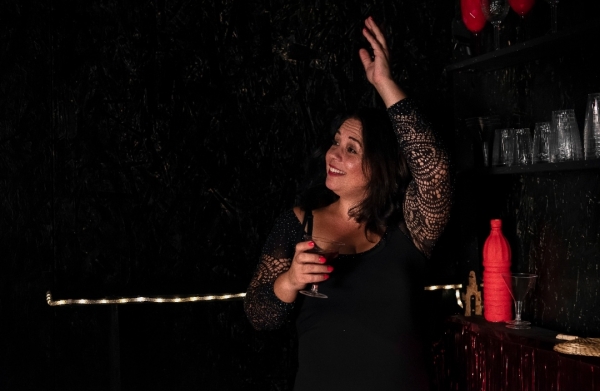 &Sigma;&upsilon;&nu;έ&nu;&tau;&epsilon;&upsilon;&xi;&eta; &tau;&eta;&sigmaf;  &Nu;&alpha;&tau;&alpha;&lambda;ί&alpha;&sigmaf; &Eta;&lambda;ί&alpha; &gamma;&iota;&alpha; &tau;&omicron; έ&rho;&gamma;&omicron; &laquo;&Beta;&Epsilon;RLIN THE MUSICAL&raquo; (&Omicron;&mu;ά&delta;&alpha; &Epsilon;.&Pi;&Alpha;.&Phi;.&Eta;) &sigma;&tau;&eta;&nu; &Chi;&rho;&upsilon;&sigma;ά&nu;&theta;&eta; &Kappa;&omicron;&kappa;&kappa;ί&nu;&omicron;&upsilon; &gamma;&iota;&alpha; &tau;&omicron; &Theta;έ&alpha;&tau;&rho;&omicron;.gr &sigma;&tau;&omicron; &Theta;&Epsilon;&Alpha;&Tau;&Rho;&Omicron; 2510.