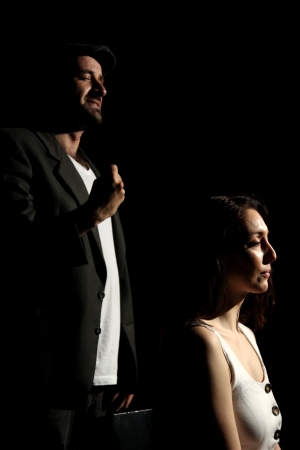 «ΟΙΔΙΝΟΥΣ» του Θανάση Τριαρίδη  στο ΘΕΑΤΡΟ 104