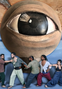 &laquo;&Eta; &iota;&sigma;&tau;&omicron;&rho;ί&alpha; &epsilon;&nu;ό&sigmaf; &mu;&omicron;&nu;ό&phi;&theta;&alpha;&lambda;&mu;&omicron;&upsilon;&raquo;  &Mu;&iota;&alpha; &mu;&omicron;&upsilon;&sigma;&iota;&kappa;&omicron;&theta;&epsilon;&alpha;&tau;&rho;&iota;&kappa;ή &pi;&alpha;&rho;ά&sigma;&tau;&alpha;&sigma;&eta;  &mu;&epsilon; &zeta;&omega;&nu;&tau;&alpha;&nu;ή &mu;&omicron;&upsilon;&sigma;&iota;&kappa;ή &gamma;&iota;&alpha; ό&lambda;&eta; &tau;&eta;&nu; &omicron;&iota;&kappa;&omicron;&gamma;έ&nu;&epsilon;&iota;&alpha;!