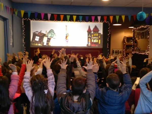 K&alpha;&rho;&nu;&alpha;&beta;ά&lambda;&iota; &mu;&epsilon;&tau;ά &mu;&omicron;&upsilon;&sigma;&iota;&kappa;ή&sigmaf; &sigma;&tau;&eta;&nu; &pi;&alpha;&rho;ά&gamma;&kappa;&alpha;!