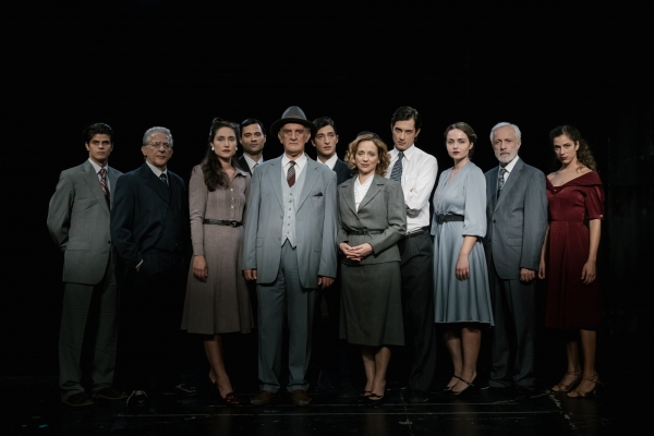 &Theta;&Epsilon;&Alpha;&Tau;&Rho;&Omicron; &Epsilon;&Mu;&Pi;&Omicron;&Rho;&Iota;&Kappa;&Omicron;&Nu;  Ά&rho;&theta;&omicron;&upsilon;&rho; &Mu;ί&lambda;&lambda;&epsilon;&rho;  &Omicron; &Theta;&Alpha;&Nu;&Alpha;&Tau;&Omicron;&Sigma; &Tau;&Omicron;&Upsilon; &Epsilon;&Mu;&Pi;&Omicron;&Rho;&Alpha;&Kappa;&Omicron;&Upsilon;