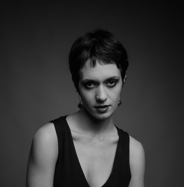 &Sigma;&upsilon;&nu;έ&nu;&tau;&epsilon;&upsilon;&xi;&eta; &tau;&eta;&sigmaf; Έ&lambda;&epsilon;&nu;&alpha;&sigmaf; &Lambda;&iota;&alpha;&nu;&omicron;ύ  &sigma;&tau;&omicron; &theta;&epsilon;&alpha;&tau;&rho;&omicron;.gr.