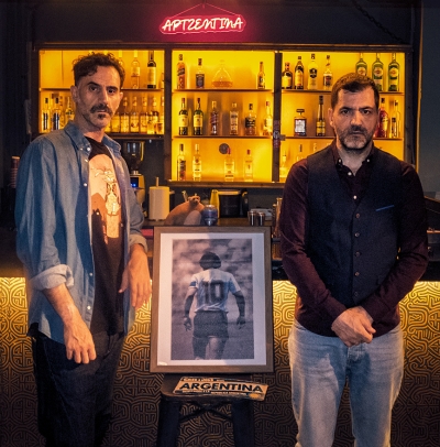 &Alpha;&rho;&tau;&zeta;&epsilon;&nu;&tau;ί&nu;&alpha; &sigma;&tau;&omicron; &Theta;έ&alpha;&tau;&rho;&omicron; &Phi;ά&mu;&pi;&rho;&iota;&kappa;&alpha;