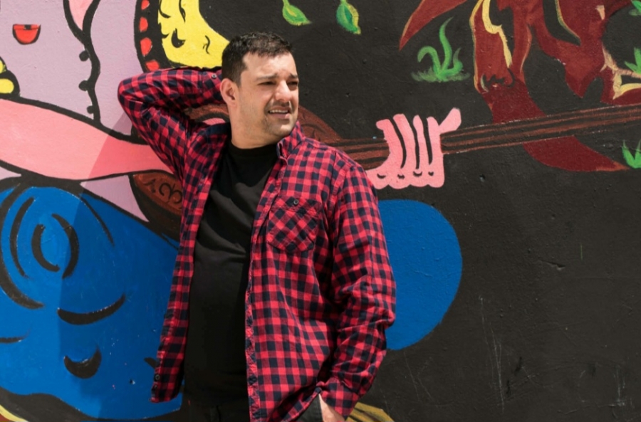 &Sigma;&upsilon;&nu;έ&nu;&tau;&epsilon;&upsilon;&xi;&eta;  &tau;&omicron;&upsilon; &Sigma;ά&kappa;&eta; &Tau;&sigma;&iota;&nu;&iota;ά&rho;&omicron;&upsilon; &mu;&epsilon; &alpha;&phi;&omicron;&rho;&mu;ή &tau;&eta;&nu; &pi;&alpha;&rho;ά&sigma;&tau;&alpha;&sigma;&eta; &laquo;Έ&nu;&alpha;&nu; &sigma;&upsilon;&gamma;&gamma;&rho;&alpha;&phi;έ&alpha; &pi;&alpha;&rho;&alpha;&kappa;&alpha;&lambda;ώ&raquo;