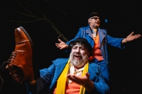 &Delta;&Epsilon;&Lambda;&Tau;&Iota;&Omicron; &Tau;&Upsilon;&Pi;&Omicron;&Upsilon;  &Sigma;&epsilon; &pi;&alpha;&gamma;&kappa;ό&sigma;&mu;&iota;&alpha; &pi;&rho;ώ&tau;&eta; &tau;&omicron; έ&rho;&gamma;&omicron; Killing Godot &tau;&omicron;&upsilon; &Nu;ί&kappa;&omicron;&lambda;&alpha;&sigmaf; &Kappa;&alpha;&zeta;ά&nu;, &epsilon;&nu;ό&sigmaf; &sigma;&upsilon;&gamma;&gamma;&rho;&alpha;&phi;έ&alpha; &mu;&epsilon; &theta;&epsilon;&alpha;&tau;&rho;&iota;&kappa;ό &kappa;&alpha;&iota; &kappa;&iota;&nu;&eta;&mu;&alpha;&tau;&omicron;&gamma;&rho;&alpha;&phi;&iota;&kappa;ό DNA