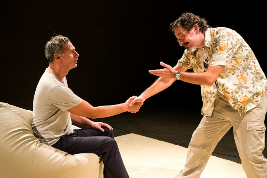 &Tau;&omicron; &delta;&iota;&epsilon;&theta;&nu;έ&sigmaf; &mu;&pi;&epsilon;&sigma;&tau; &sigma;έ&lambda;&epsilon;&rho; &tau;&omicron;&upsilon; &Chi;ό&rho;&chi;&epsilon; &Mu;&pi;&omicron;&upsilon;&kappa;ά&iota; &laquo;&Nu;&alpha; &sigma;&omicron;&upsilon; &pi;&omega; &mu;&iota;&alpha; &iota;&sigma;&tau;&omicron;&rho;ί&alpha;&raquo; 4&eta; &chi;&rho;&omicron;&nu;&iota;ά  &sigma;&tau;&omicron; studio &Mu;&alpha;&upsilon;&rho;&omicron;&mu;&iota;&chi;ά&lambda;&eta;