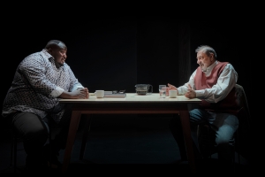 &Epsilon;&kappa;&delta;ή&lambda;&omega;&sigma;&eta; | &laquo;&Eta; &Omicron;&rho;&alpha;&tau;ό&tau;&eta;&tau;&alpha; &tau;&eta;&sigmaf; &Alpha;&phi;&rho;&omicron;&epsilon;&lambda;&lambda;&eta;&nu;&iota;&kappa;ή&sigmaf; &Kappa;&omicron;&iota;&nu;ό&tau;&eta;&tau;&alpha;&sigmaf; &sigma;&tau;&omicron; &Sigma;ύ&gamma;&chi;&rho;&omicron;&nu;&omicron; &Gamma;ί&gamma;&nu;&epsilon;&sigma;&theta;&alpha;&iota;&raquo; | &laquo;Ά&sigma;&pi;&rho;&omicron; &Mu;&alpha;ύ&rho;&omicron;&raquo; &tau;&omicron;&upsilon; Cormac McCarthy