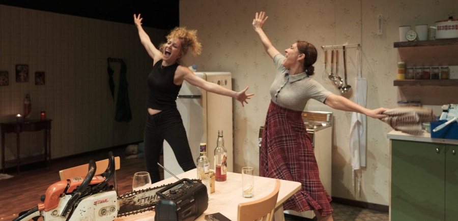 &Epsilon;ί&delta;&alpha;&mu;&epsilon; &tau;&omicron;&nu; &tau;&rho;ό&mu;&omicron; &tau;&omicron;&upsilon; &kappa;&rho;&omicron;&kappa;ό&delta;&epsilon;&iota;&lambda;&omicron;&upsilon; &sigma;&tau;&omicron; &theta;έ&alpha;&tau;&rho;&omicron; &tau;&omicron;&upsilon; &Nu;έ&omicron;&upsilon; &Kappa;ό&sigma;&mu;&omicron;&upsilon;