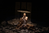 &Epsilon;ί&delta;&alpha;&mu;&epsilon; &tau;&eta;&nu; &pi;&alpha;&rho;ά&sigma;&tau;&alpha;&sigma;&eta; ''evil unicorns : &Beta;&alpha;&sigma;&iota;&sigma;&mu;έ&nu;&omicron; &sigma;&epsilon; &psi;&epsilon;&upsilon;&delta;ή &gamma;&epsilon;&gamma;&omicron;&nu;ό&tau;&alpha;'' &sigma;&tau;&omicron; &theta;έ&alpha;&tau;&rho;&omicron; &Rho;&omicron;έ&sigmaf;