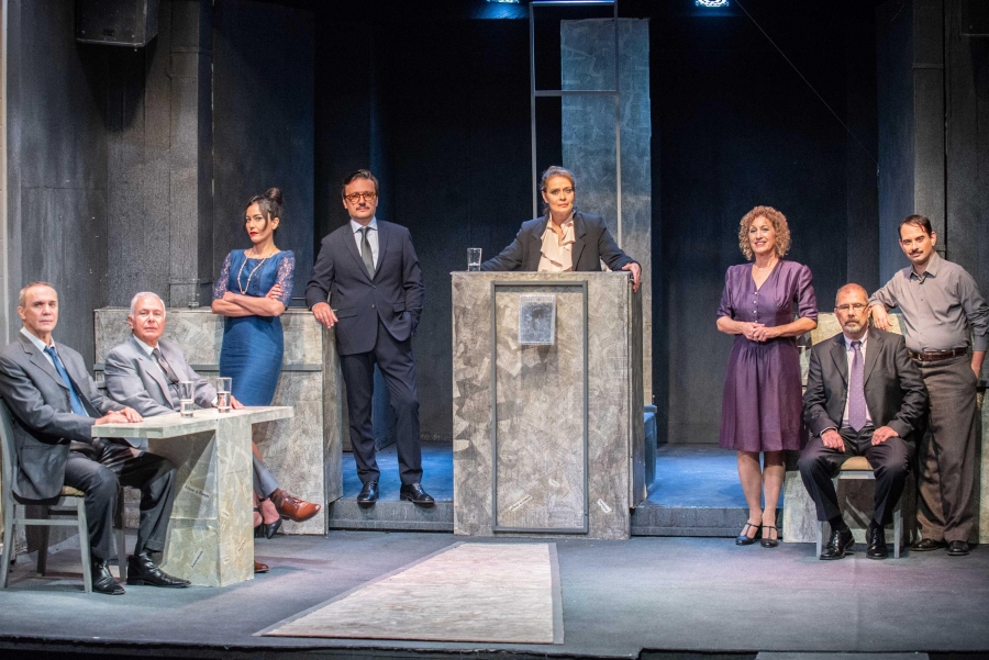 &Alpha;&theta;ώ&omicron;&sigmaf; ή Έ&nu;&omicron;&chi;&omicron;&sigmaf; -  2 &omicron;&sigmaf; &chi;&rho;ό&nu;&omicron;&sigmaf; &epsilon;&pi;&iota;&tau;&upsilon;&chi;ί&alpha;&sigmaf; &sigma;&tau;&omicron; &theta;έ&alpha;&tau;&rho;&omicron; Eliart