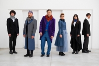 &Epsilon;ί&delta;&alpha;&mu;&epsilon; &tau;&eta;&nu; &pi;&alpha;&rho;ά&sigma;&tau;&alpha;&sigma;&eta; "&Rho;&iota;&chi;ά&rho;&delta;&omicron;&sigmaf; &Iota;&Iota;&Iota;*" &sigma;&tau;&omicron; &Sigma;ύ&gamma;&chi;&rho;&omicron;&nu;&omicron; &theta;έ&alpha;&tau;&rho;&omicron;.