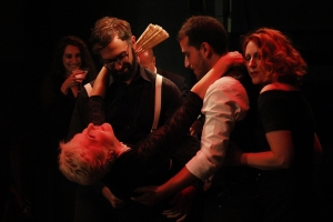 &Omicron;&iota; &Psi;&epsilon;&upsilon;&delta;&omicron;&epsilon;&xi;&omicron;&mu;&omicron;&lambda;&omicron;&gamma;ή&sigma;&epsilon;&iota;&sigmaf;