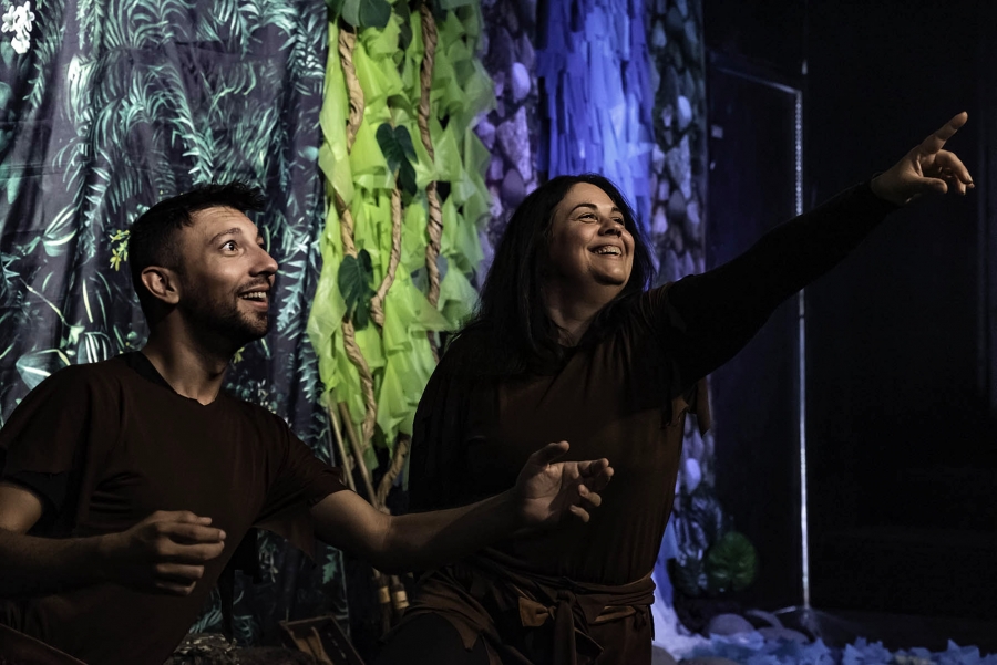 &Eta; &Phi;&Upsilon;&Lambda;&Eta; &Tau;&Eta;&Sigma; &Beta;&Rho;&Omega;&Mu;&Iota;&Kappa;&Eta;&Sigma; &Pi;&Alpha;&Tau;&Omicron;&Upsilon;&Sigma;&Alpha;&Sigma; &tau;&eta;&sigmaf; &Nu;&alpha;&tau;&alpha;&lambda;ί&alpha;&sigmaf; Ή&lambda;&iota;&alpha; &Iota;&Iota; &Theta;&Epsilon;&Alpha;&Tau;&Rho;&Omicron; 2510 &Iota;&Iota; &alpha;&pi;ό: &Kappa;&Upsilon;&Rho;&Iota;&Alpha;&Kappa;&Eta; 31/3