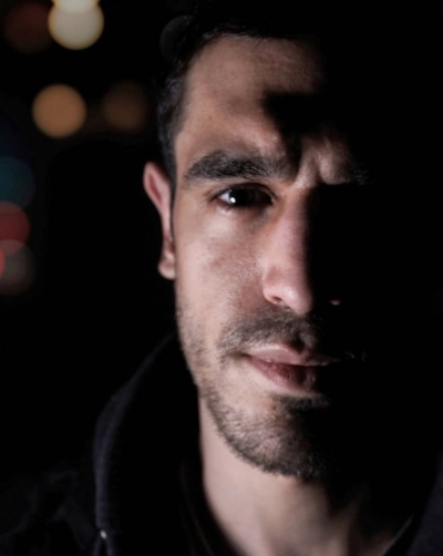 &Sigma;&upsilon;&nu;έ&nu;&tau;&epsilon;&upsilon;&xi;&eta; &mu;&epsilon;  &tau;&omicron;&nu;  &Mu;&alpha;&nu;ώ&lambda;&eta; &Mu;&omicron;&theta;&omega;&nu;&alpha;ί&omicron;  &mu;&epsilon; &alpha;&phi;&omicron;&rho;&mu;ή &tau;&eta;&nu; &pi;&alpha;&rho;ά&sigma;&tau;&alpha;&sigma;&eta;  "&Kappa;ά&nu;&epsilon; &mu;&iota;&alpha; &Epsilon;&upsilon;&chi;ή" &pi;&omicron;&upsilon; &alpha;&nu;&epsilon;&beta;&alpha;ί&nu;&epsilon;&iota; &sigma;&tau;&omicron;&nu; &Chi;ώ&rho;&omicron; &Tau;έ&chi;&nu;&eta;&sigmaf; &Alpha;&sigma;&omega;&mu;ά&tau;&omega;&nu;