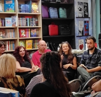 &Pi;&alpha;&rho;&epsilon;&upsilon;&rho;&epsilon;&theta;ή&kappa;&alpha;&mu;&epsilon; &sigma;&tau;&eta;&nu; 2&eta; &pi;&omicron;&iota;&eta;&tau;&iota;&kappa;ή &beta;&rho;&alpha;&delta;&iota;ά  &sigma;&tau;&omicron; Monogram.