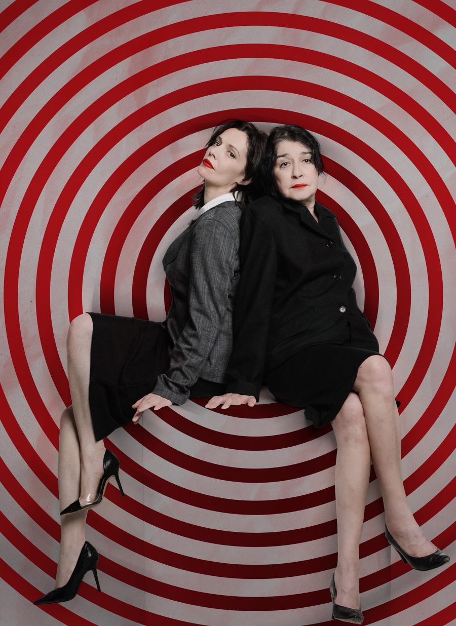 &ldquo;Contractions&rdquo; &Alpha;&Pi;&Omicron; 4 &Phi;&Epsilon;&Beta;&Rho;&Omicron;&Upsilon;&Alpha;&Rho;&Iota;&Omicron;&Upsilon; &Sigma;&Tau;&Omicron; &Theta;&Epsilon;&Alpha;&Tau;&Rho;&Omicron; &Mu;&Iota;&Kappa;&Rho;&Omicron; &Alpha;&Nu;&Epsilon;&Sigma;&Iota;&Sigma;