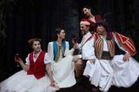 &Epsilon;ί&delta;&alpha;&mu;&epsilon; &tau;&eta;&nu; "&Nu;&alpha;&pi;&omicron;&lambda;&epsilon;&omicron;&nu;&tau;ί&alpha;" &tau;&omicron;&upsilon; &Alpha;&nu;&delta;&rho;έ&alpha; &Sigma;&tau;ά&iota;&kappa;&omicron;&upsilon; &sigma;&tau;&omicron; &Theta;έ&alpha;&tau;&rho;&omicron; &Alpha;&lambda;&epsilon;&xi;ά&nu;&delta;&rho;&epsilon;&iota;&alpha;