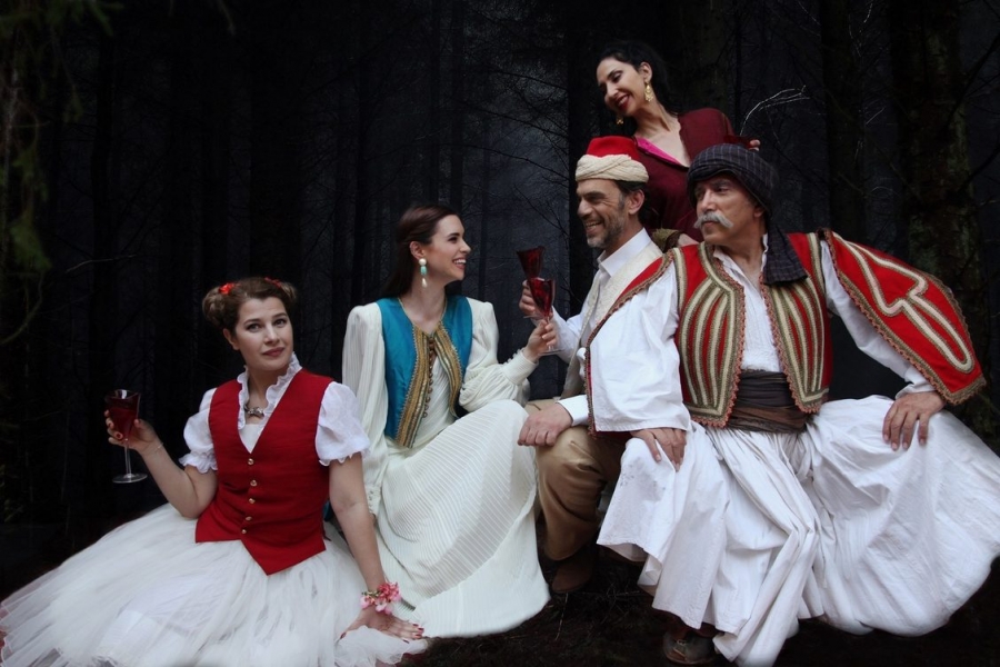 &Epsilon;ί&delta;&alpha;&mu;&epsilon; &tau;&eta;&nu; "&Nu;&alpha;&pi;&omicron;&lambda;&epsilon;&omicron;&nu;&tau;ί&alpha;" &tau;&omicron;&upsilon; &Alpha;&nu;&delta;&rho;έ&alpha; &Sigma;&tau;ά&iota;&kappa;&omicron;&upsilon; &sigma;&tau;&omicron; &Theta;έ&alpha;&tau;&rho;&omicron; &Alpha;&lambda;&epsilon;&xi;ά&nu;&delta;&rho;&epsilon;&iota;&alpha;