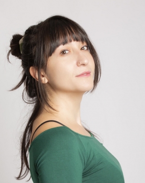 Συνέντευξη με την Ζωή Ξανθοπούλου με αφορμή την παράσταση «τζιν λεμόνι» που ανεβαίνει στο θέατρο K4