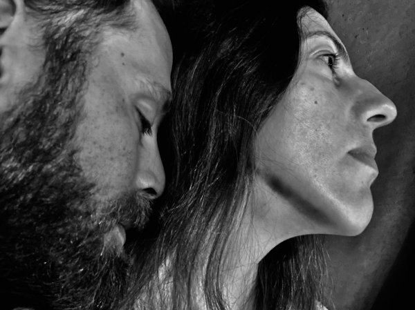 "&Chi;&iota;&rho;&omicron;&sigma;ί&mu;&alpha;, &alpha;&gamma;ά&pi;&eta; &mu;&omicron;&upsilon;" - &eta; &pi;&rho;&omega;&tau;ό&tau;&upsilon;&pi;&eta; &theta;&epsilon;&alpha;&tau;&rho;&iota;&kappa;ή &mu;&epsilon;&tau;&alpha;&phi;&omicron;&rho;ά &tau;&eta;&sigmaf; &kappa;&omicron;&rho;&upsilon;&phi;&alpha;ί&alpha;&sigmaf; &gamma;&alpha;&lambda;&lambda;&omicron;-&iota;&alpha;&pi;&omega;&nu;&iota;&kappa;ή&sigmaf; &tau;&alpha;&iota;&nu;ί&alpha;&sigmaf; &epsilon;&pi;&iota;&sigma;&tau;&rho;έ&phi;&epsilon;&iota; &sigma;&tau;&iota;&sigmaf; 27 &Iota;&alpha;&nu;&omicron;&upsilon;&alpha;&rho;ί&omicron;&upsilon;