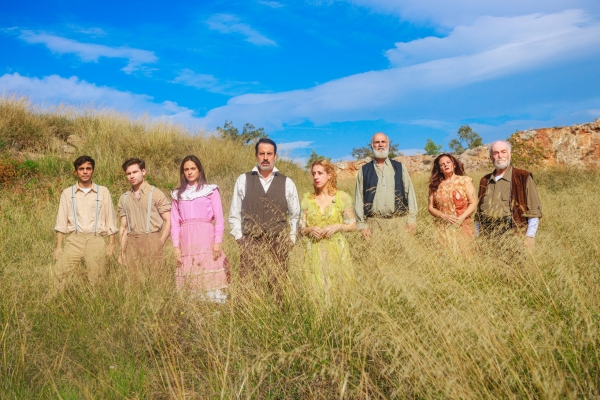 &Tau;&omicron; &Alpha;&gamma;&gamma;έ&lambda;&omega;&nu; &Beta;ή&mu;&alpha; &alpha;&nu;&alpha;&kappa;&omicron;&iota;&nu;ώ&nu;&epsilon;&iota; &tau;&omicron; &pi;&rho;ό&gamma;&rho;&alpha;&mu;&mu;ά &tau;&omicron;&upsilon; &mu;&epsilon;&tau;ά &tau;&omicron; &Pi;ά&sigma;&chi;&alpha;: &laquo;&Alpha;&nu;&alpha;&tau;&omicron;&lambda;&iota;&kappa;ά &tau;&eta;&sigmaf; &Epsilon;&delta;έ&mu;&raquo; &amp; &laquo;&Iota;&sigma;&tau;&omicron;&rho;ί&epsilon;&sigmaf; &gamma;&iota;&alpha; &Alpha;&nu;&theta;&rho;ώ&pi;&omicron;&upsilon;&sigmaf; &Gamma;&epsilon;&nu;&nu;&alpha;&iota;ό&delta;&omega;&rho;&omicron;&upsilon;&sigmaf;&raquo;