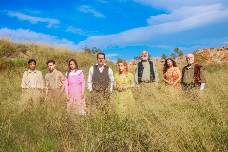 &Tau;&omicron; &Alpha;&gamma;&gamma;έ&lambda;&omega;&nu; &Beta;ή&mu;&alpha; &alpha;&nu;&alpha;&kappa;&omicron;&iota;&nu;ώ&nu;&epsilon;&iota; &tau;&omicron; &pi;&rho;ό&gamma;&rho;&alpha;&mu;&mu;ά &tau;&omicron;&upsilon; &mu;&epsilon;&tau;ά &tau;&omicron; &Pi;ά&sigma;&chi;&alpha;: &laquo;&Alpha;&nu;&alpha;&tau;&omicron;&lambda;&iota;&kappa;ά &tau;&eta;&sigmaf; &Epsilon;&delta;έ&mu;&raquo; &amp; &laquo;&Iota;&sigma;&tau;&omicron;&rho;ί&epsilon;&sigmaf; &gamma;&iota;&alpha; &Alpha;&nu;&theta;&rho;ώ&pi;&omicron;&upsilon;&sigmaf; &Gamma;&epsilon;&nu;&nu;&alpha;&iota;ό&delta;&omega;&rho;&omicron;&upsilon;&sigmaf;&raquo;