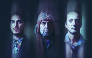 &Chi;ά&rho;&omicron;&lambda;&nu;&tau; &Pi;ί&nu;&tau;&epsilon;&rho; ''&Omicron; &Epsilon;&Pi;&Iota;&Sigma;&Tau;&Alpha;&Tau;&Eta;&Sigma;'' &sigma;&tau;&omicron; &theta;έ&alpha;&tau;&rho;&omicron; &Alpha;&rho;&gamma;ώ