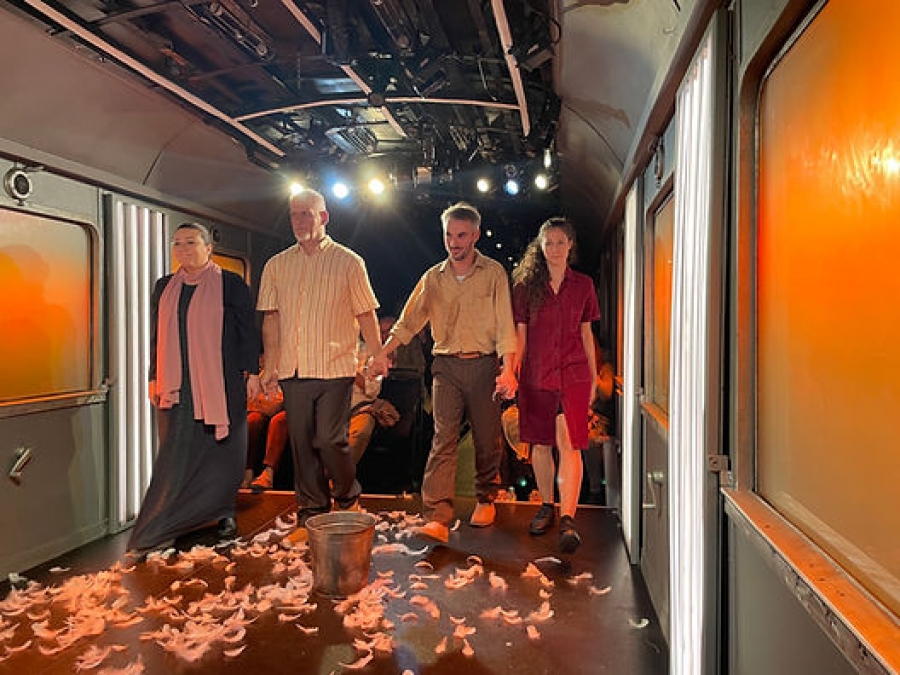 &Epsilon;ί&delta;&alpha;&mu;&epsilon; &tau;&eta;&nu; &pi;&alpha;&rho;ά&sigma;&tau;&alpha;&sigma;&eta; &Pi;&upsilon;&rho;&epsilon;&xi;ί&alpha;- &tau;&rho;ί&alpha; &omicron;&rho;ά&mu;&alpha;&tau;&alpha; &gamma;&iota;&alpha; &tau;&eta; &Mu;έ&sigma;&eta; &Alpha;&nu;&alpha;&tau;&omicron;&lambda;ή &sigma;&tau;&omicron; &Tau;&rho;έ&nu;&omicron; &sigma;&tau;&omicron; &Rho;&omicron;&upsilon;&phi;