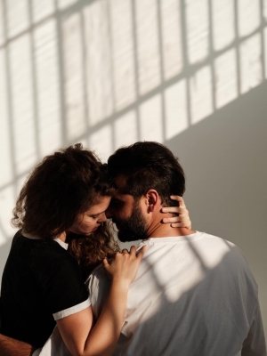 "&Omicron;&iota; &kappa;ά&tau;&omega; &alpha;&pi;' &tau;' &alpha;&sigma;&tau;έ&rho;&iota;&alpha;" &sigma;&tau;&omicron; &Sigma;ύ&gamma;&chi;&rho;&omicron;&nu;&omicron; &Theta;έ&alpha;&tau;&rho;&omicron; &alpha;&pi;ό 4 &Omicron;&kappa;&tau;&omega;&beta;&rho;ί&omicron;&upsilon;