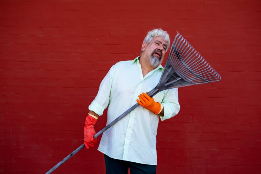 &Epsilon;ί&delta;&alpha;&mu;&epsilon; &tau;&omicron; &laquo;&Omicron; &Gamma;&omicron;&upsilon;ό&lambda;&tau;&epsilon;&rho; &Mu;ί&tau;&tau;&upsilon; &kappa;&alpha;&iota; &omicron; &Pi;&alpha;&nu;&eta;&gamma;&upsilon;&rho;&iota;&kappa;ό&sigmaf;&raquo; &sigma;&tau;&omicron;&nu; &Pi;&omicron;&lambda;&upsilon;&chi;ώ&rho;&omicron; &laquo;Vault&raquo;