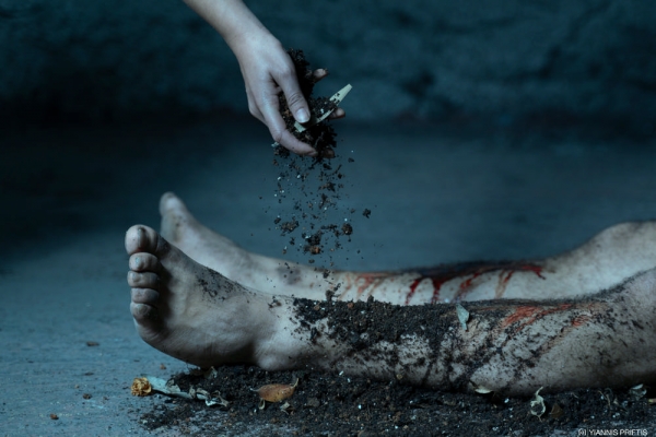 &Epsilon;ί&delta;&alpha;&mu;&epsilon; &tau;&eta;&nu; &pi;&alpha;&rho;ά&sigma;&tau;&alpha;&sigma;&eta; &ldquo;&Alpha;&nu;&tau;&iota;&gamma;ό&nu;&eta; / &alpha;&upsilon;&tau;ό &tau;&omicron;&upsilon;&lambda;ά&chi;&iota;&sigma;&tau;&omicron;&nu; &tau;&omicron; &mu;&pi;&omicron;&rho;ώ&rdquo; &sigma;&tau;&omicron; &Kappa;έ&nu;&tau;&rho;&omicron; &Epsilon;&lambda;έ&gamma;&chi;&omicron;&upsilon; &Tau;&eta;&lambda;&epsilon;&omicron;&rho;ά&sigma;&epsilon;&omega;&nu;