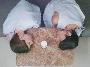 &Eta; &Tau;&zeta;&omega;&rho;&tau;&zeta;ί&nu;&alpha; &Lambda;&iota;ώ&sigma;&eta; &kappa;&alpha;&iota; &eta; &Nu;ά&nu;&sigma;&upsilon; &Mu;&pi;&omicron;ύ&kappa;&lambda;&eta; "&alpha;&nu;&epsilon;&beta;ά&zeta;&omicron;&upsilon;&nu;" &Epsilon;&upsilon;&theta;ύ&mu;&eta; &Phi;&iota;&lambda;ί&pi;&pi;&omicron;&upsilon; &sigma;&tau;&omicron;&nu; &Nu;έ&omicron; &Kappa;ό&sigma;&mu;&omicron; | &Pi;&rho;&epsilon;&mu;&iota;έ&rho;&alpha;: 6 &Phi;&epsilon;&beta;&rho;&omicron;&upsilon;&alpha;&rho;ί&omicron;&upsilon;