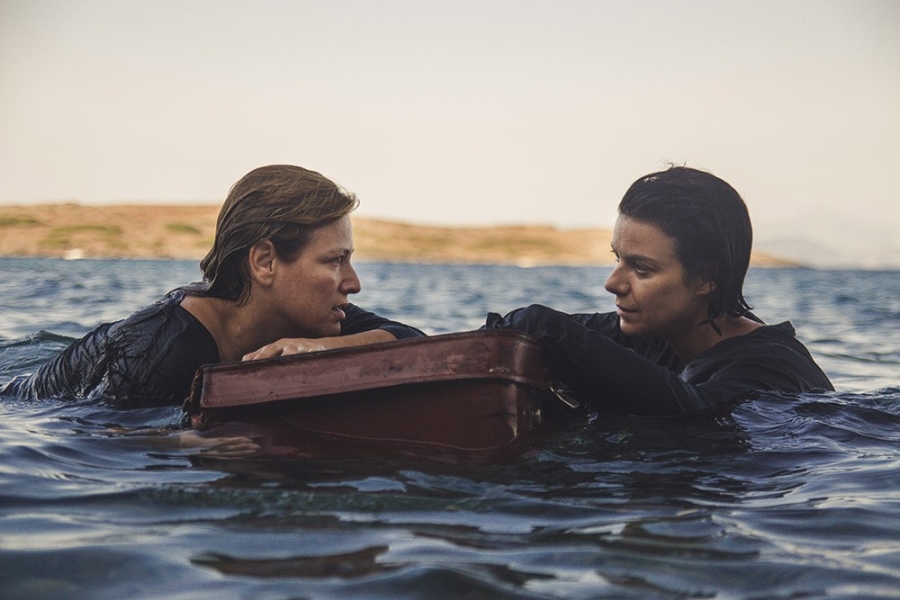 &Epsilon;ί&delta;&alpha;&mu;&epsilon; &tau;&eta;&nu; &pi;&alpha;&rho;ά&sigma;&tau;&alpha;&sigma;&eta; &ldquo;&Nu;&omicron;ύ&rho;&alpha;, έ&nu;&alpha; &pi;έ&nu;&theta;&iota;&mu;&omicron; &mu;&pi;&lambda;&omicron;&upsilon;&zeta;&rdquo; &sigma;&tau;&omicron; &theta;έ&alpha;&tau;&rho;&omicron; &Delta;&iota;ά&nu;&alpha;